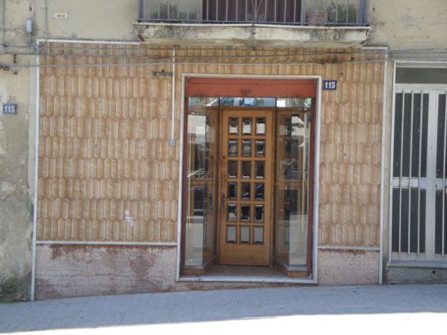 locale commerciale in vendita a Villarosa