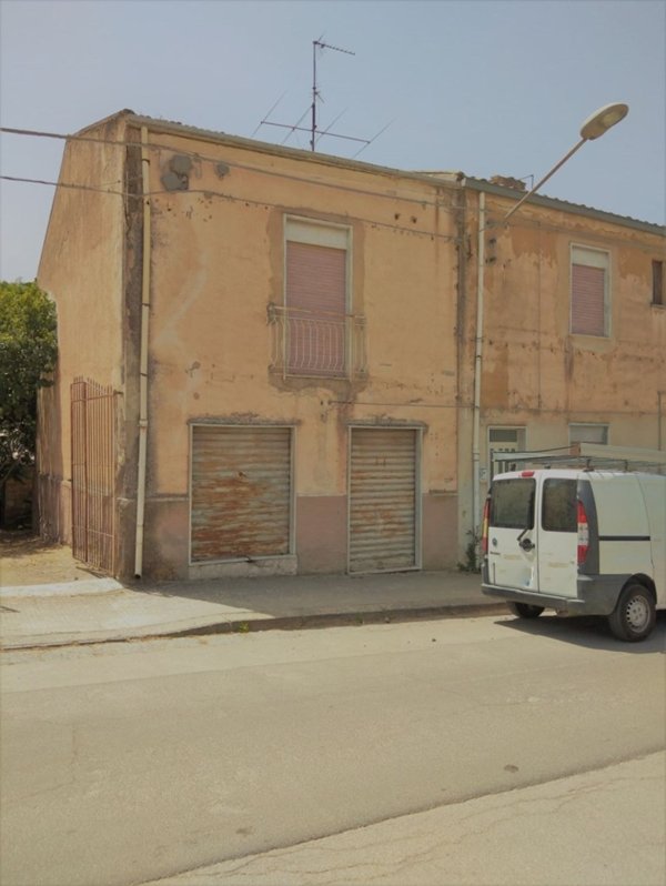 casa indipendente in vendita a Villarosa