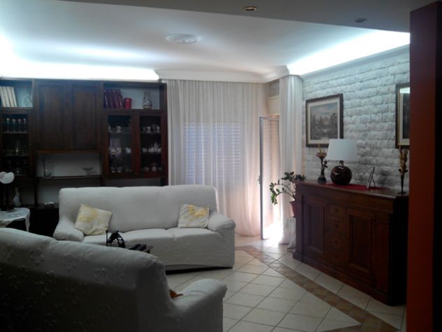 appartamento in vendita a Villarosa