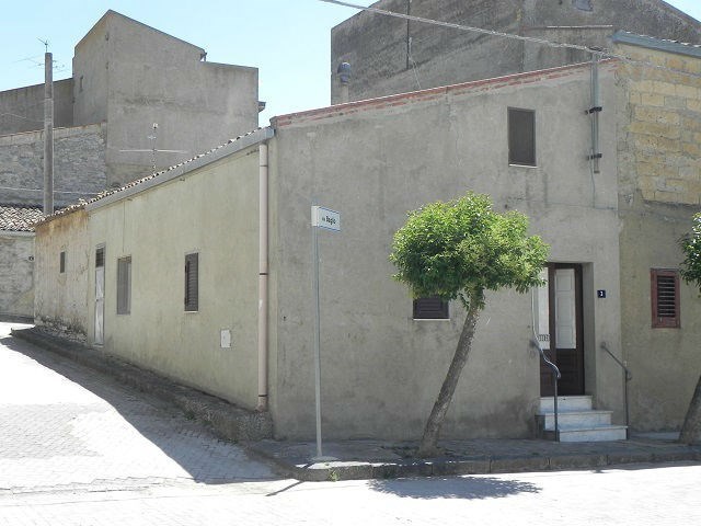 casa indipendente in vendita a Villarosa