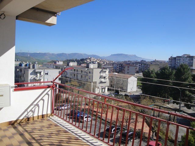 appartamento in vendita a Villarosa
