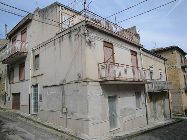 casa indipendente in vendita a Villarosa