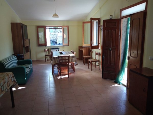 casa indipendente in vendita a Villarosa