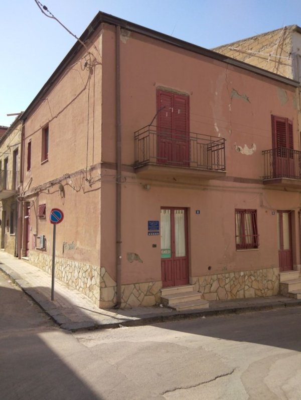 casa indipendente in vendita a Villarosa