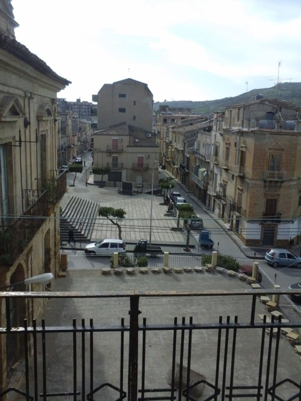 casa indipendente in vendita a Villarosa