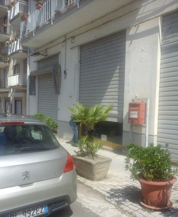 negozio in vendita a Villarosa