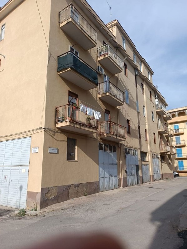 appartamento in vendita a Villarosa