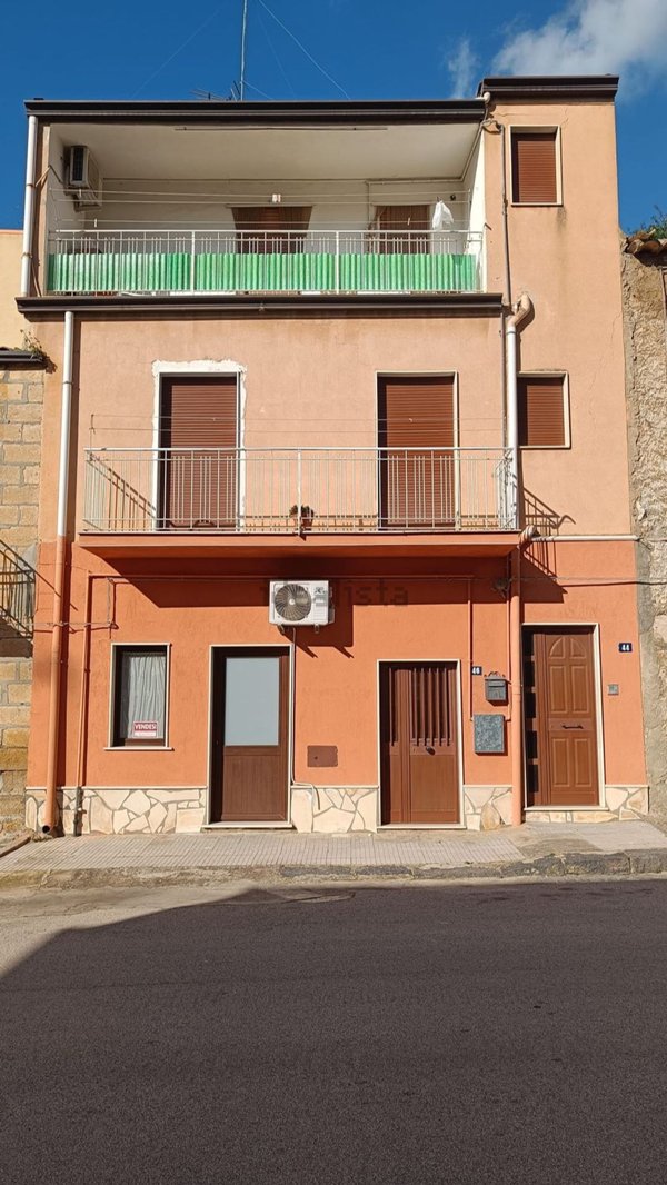 casa indipendente in vendita a Villarosa