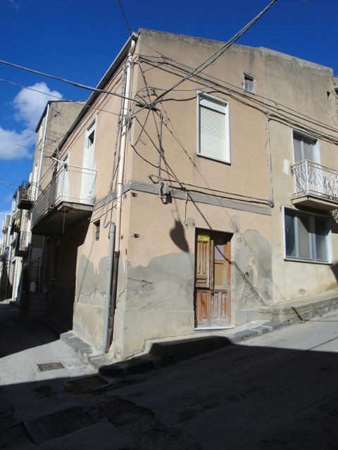 casa indipendente in vendita a Villarosa