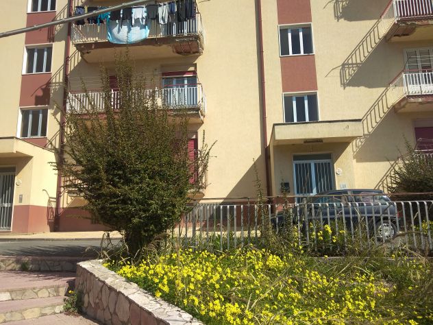 appartamento in vendita a Villarosa