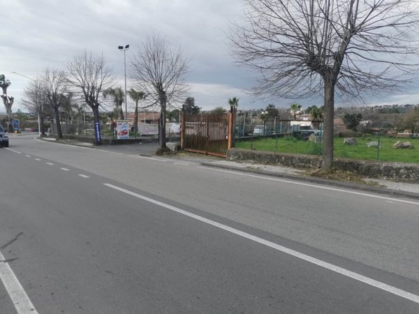 negozio in vendita ad Aci Bonaccorsi