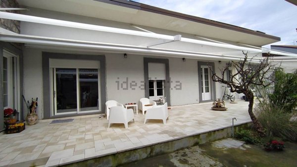casa indipendente in vendita ad Aci Bonaccorsi