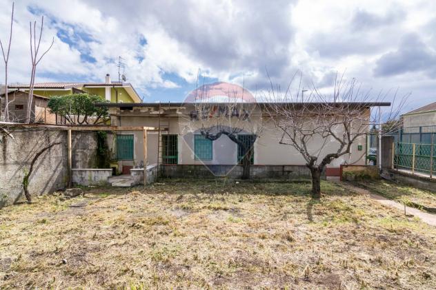 casa indipendente in vendita ad Aci Bonaccorsi