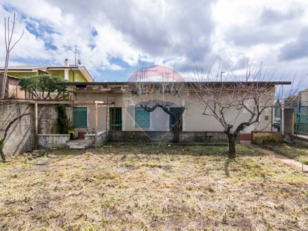 casa indipendente in vendita ad Aci Bonaccorsi