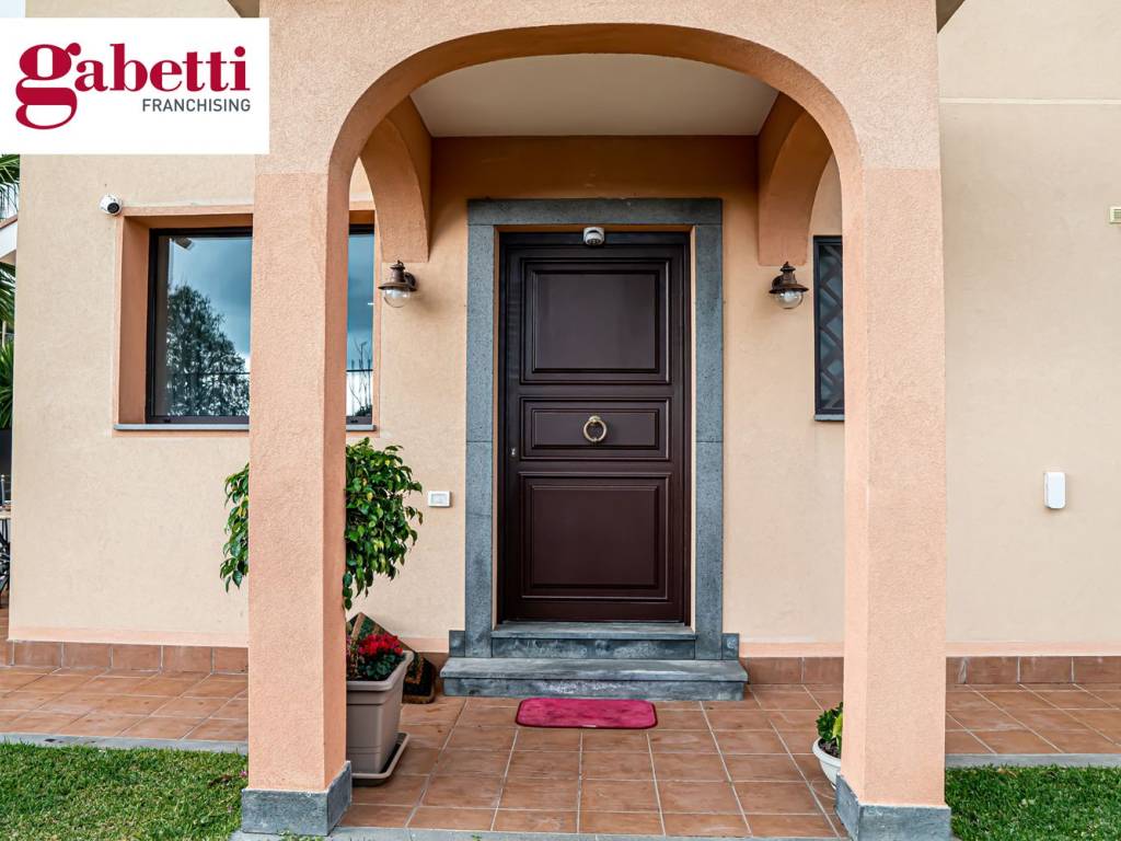 casa indipendente in vendita ad Aci Bonaccorsi