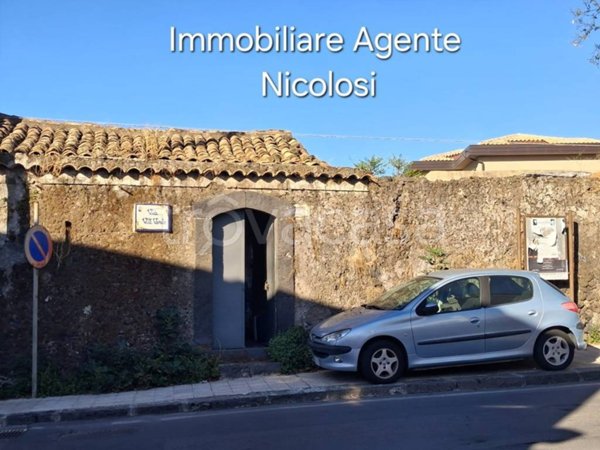 casa indipendente in vendita ad Aci Bonaccorsi