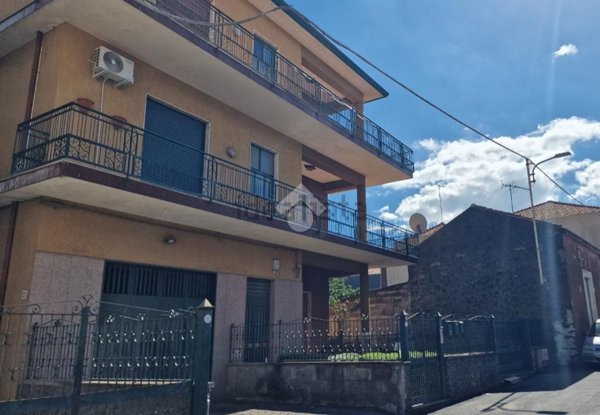 appartamento in vendita ad Aci Bonaccorsi