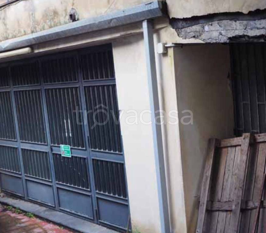 negozio in vendita ad Aci Bonaccorsi