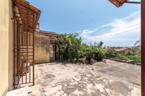 casa indipendente in vendita ad Aci Bonaccorsi