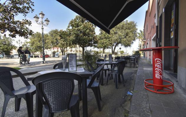 negozio in vendita ad Aci Bonaccorsi