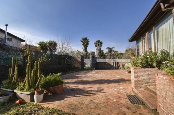 casa indipendente in vendita ad Aci Bonaccorsi