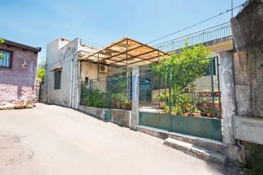 appartamento in vendita ad Aci Bonaccorsi