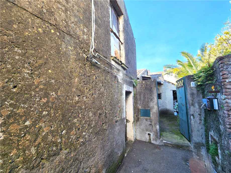 casa indipendente in vendita ad Aci Bonaccorsi