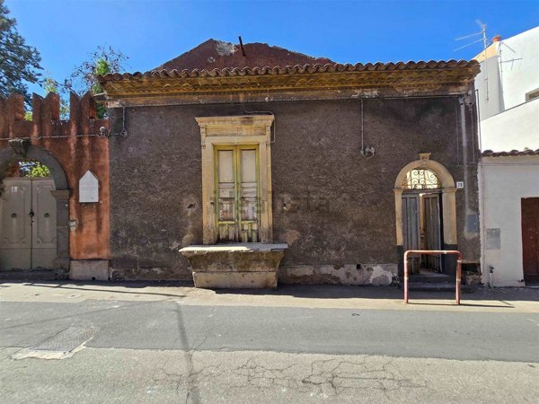 casa indipendente in vendita ad Aci Bonaccorsi