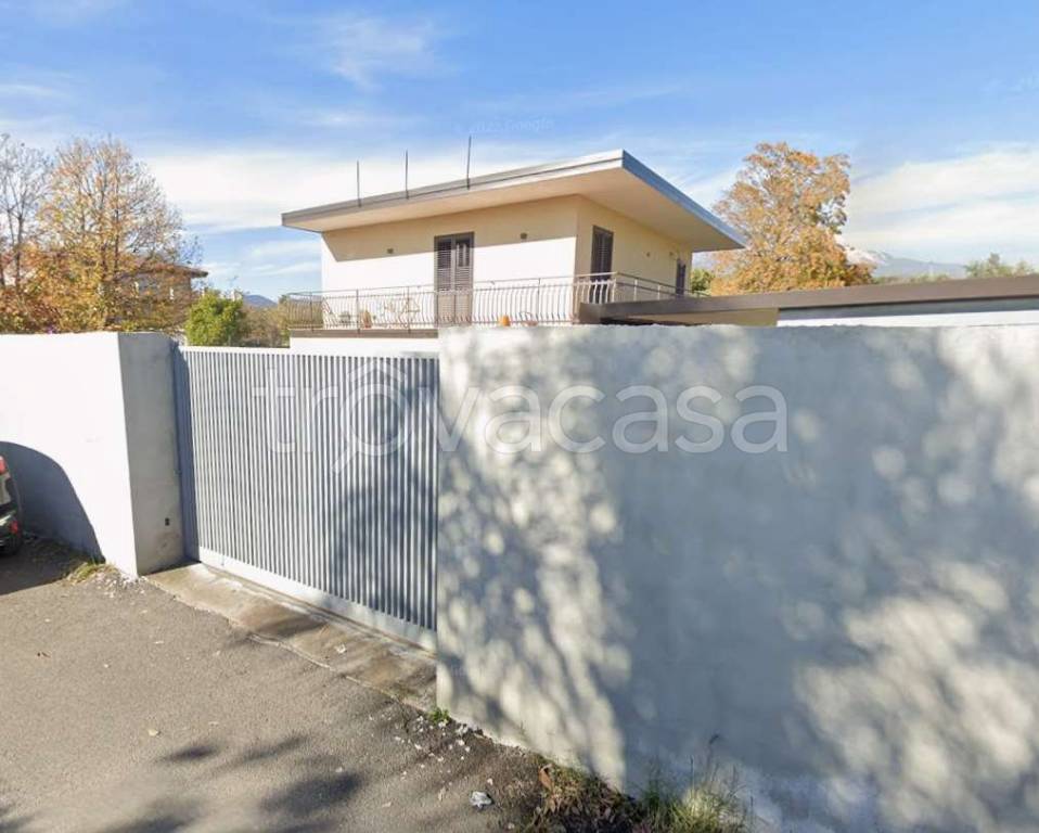 casa indipendente in vendita ad Aci Bonaccorsi