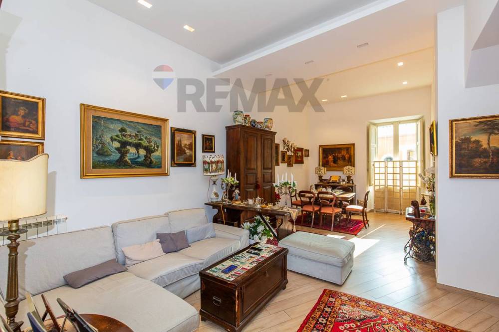 casa indipendente in vendita ad Aci Bonaccorsi