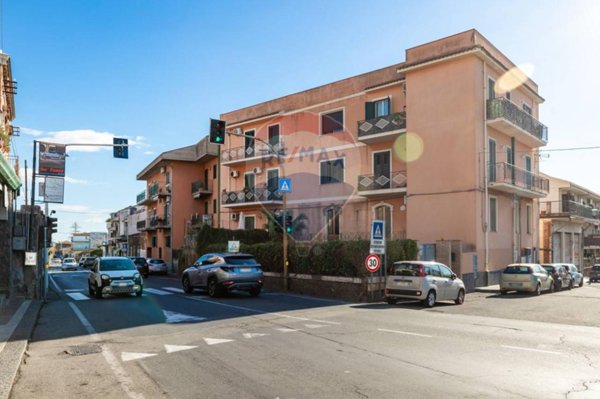 appartamento in vendita ad Aci Castello in zona Cannizzaro