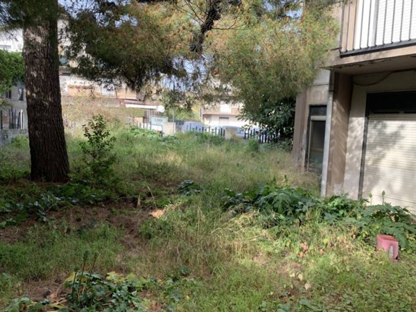 appartamento in vendita ad Aci Castello