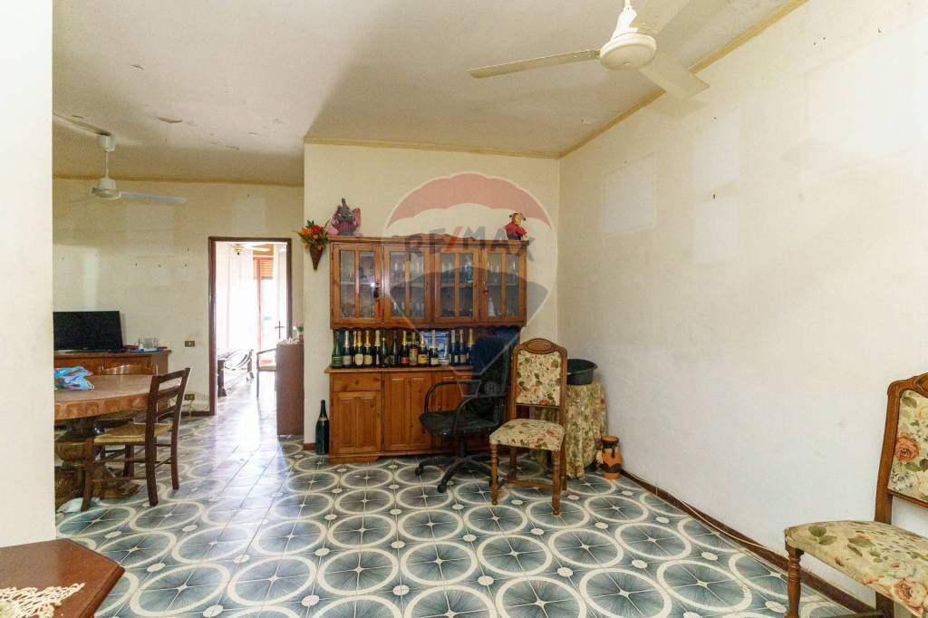 appartamento in vendita ad Aci Castello in zona Aci Trezza