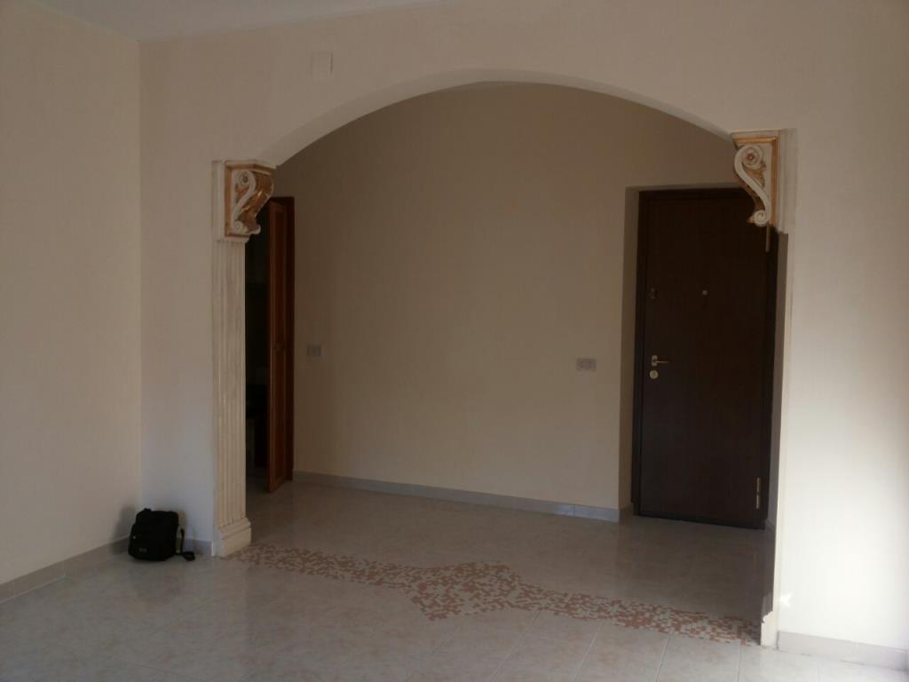 appartamento in vendita ad Aci Castello in zona Ficarazzi
