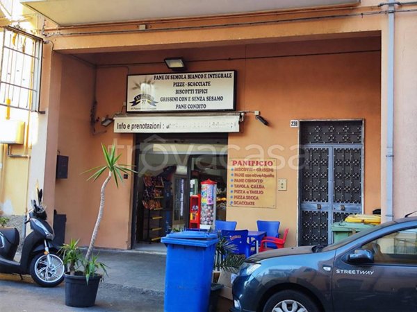 appartamento in vendita ad Aci Castello