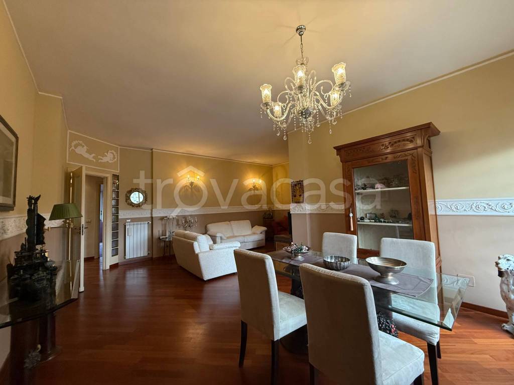 casa indipendente in vendita ad Aci Castello