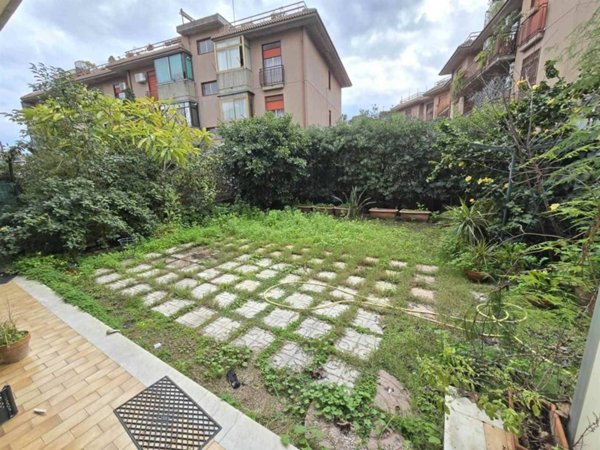 appartamento in vendita ad Aci Castello in zona Cannizzaro