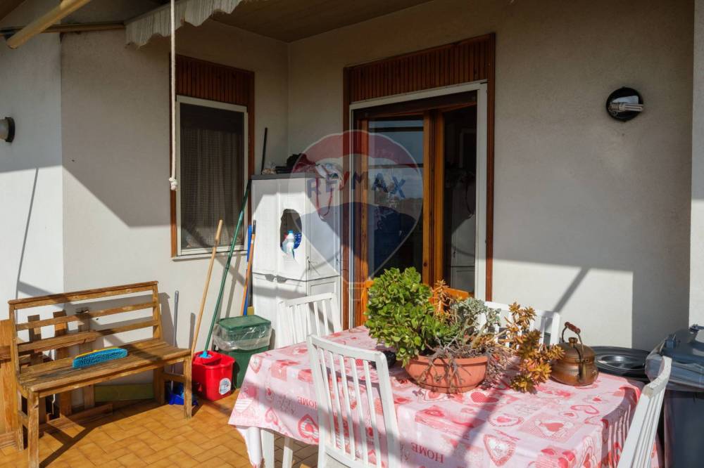 appartamento in vendita ad Aci Castello