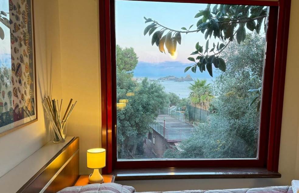 casa indipendente in vendita ad Aci Castello