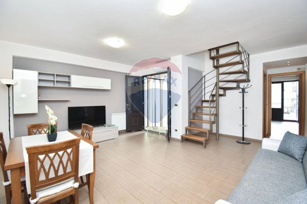 casa indipendente in vendita ad Aci Castello