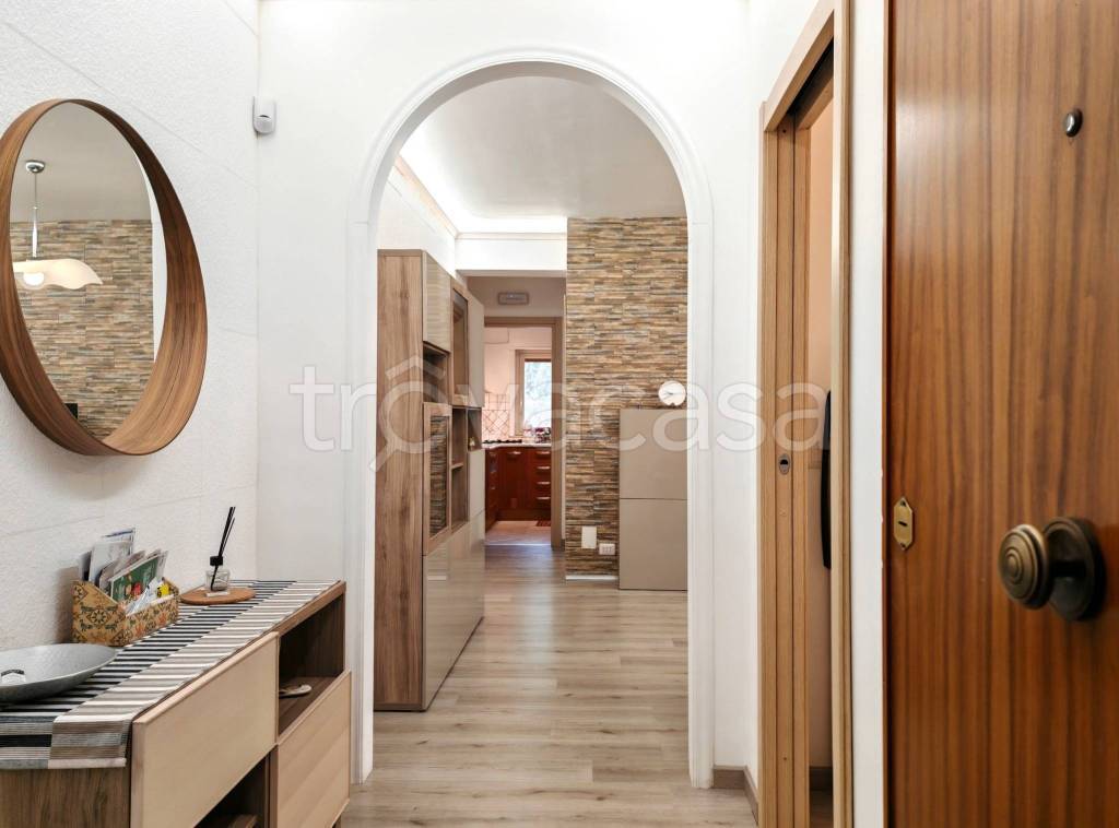 appartamento in vendita ad Aci Castello in zona Ficarazzi