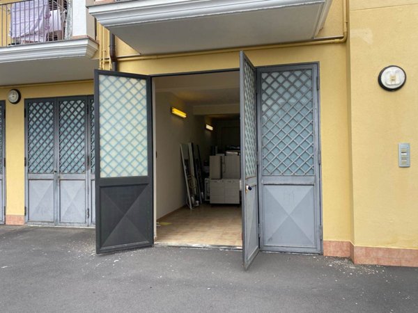 appartamento in vendita ad Aci Castello in zona Ficarazzi