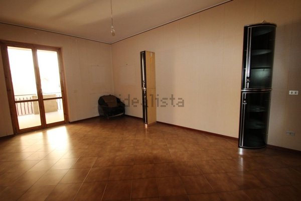 appartamento in vendita ad Aci Castello in zona Ficarazzi