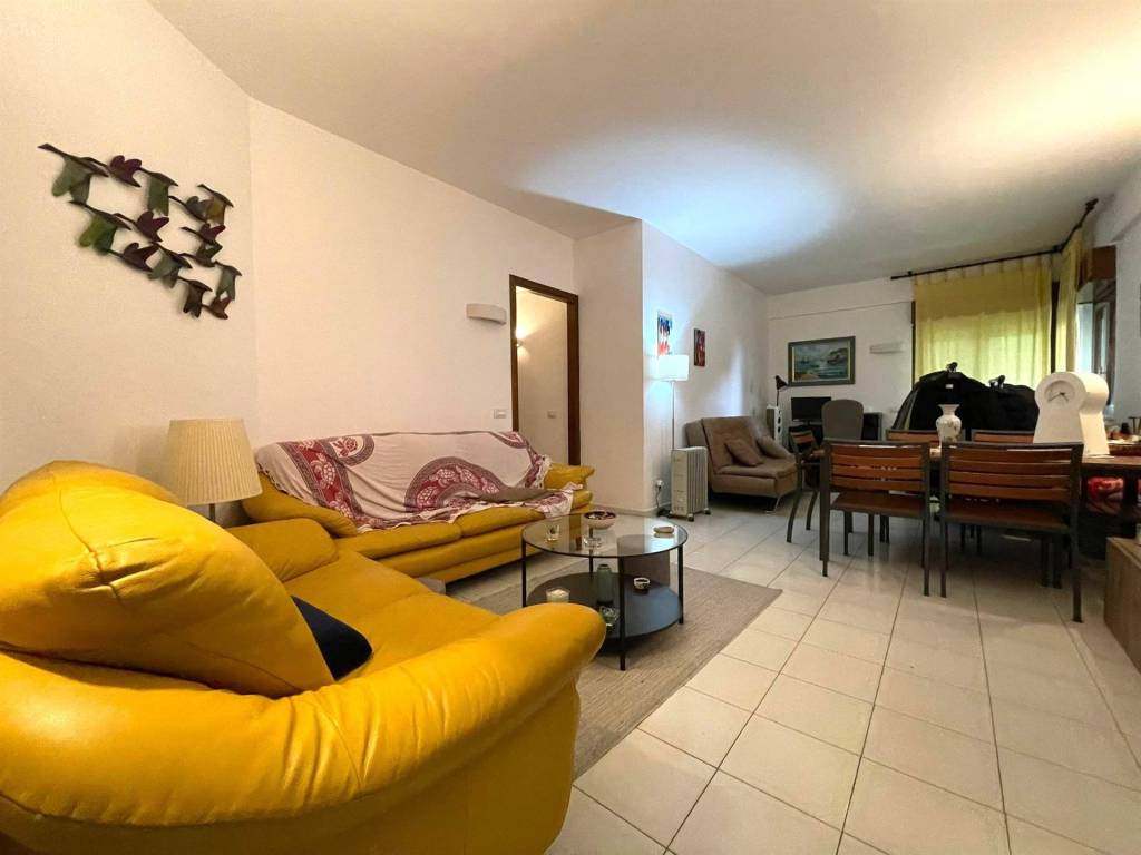 appartamento in vendita ad Aci Castello