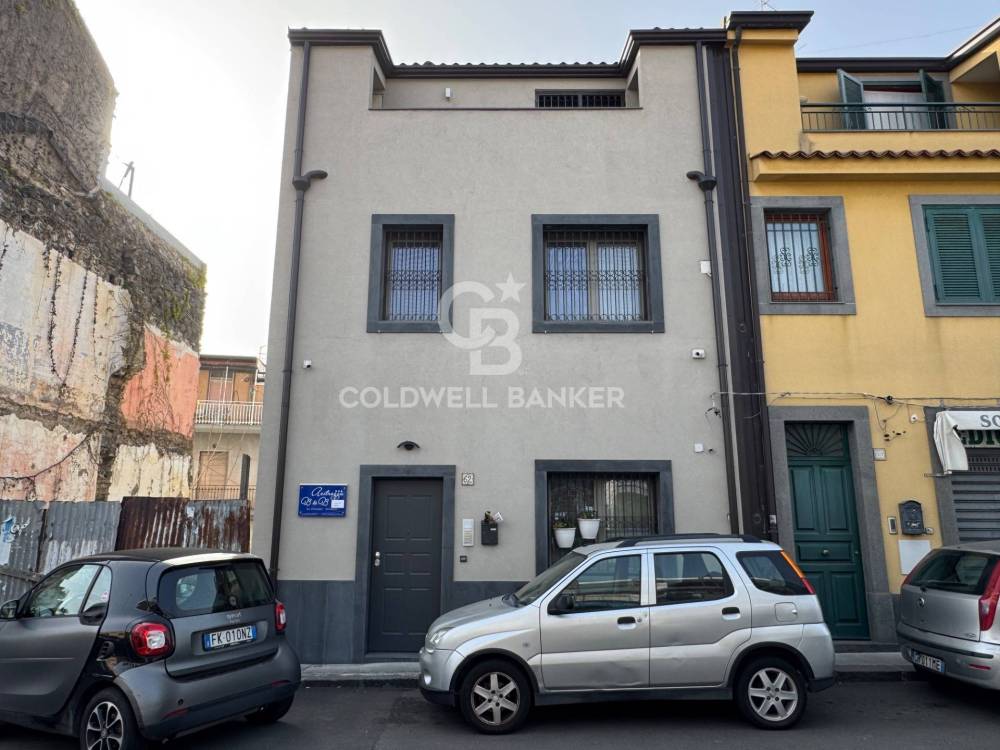 villa in vendita ad Aci Castello