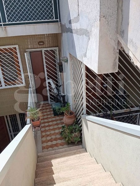 appartamento in vendita ad Aci Castello