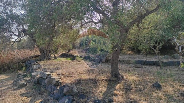 villa in vendita ad Aci Castello