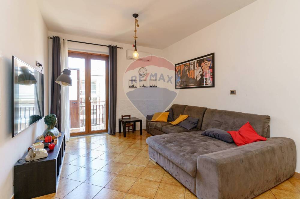 appartamento in vendita ad Aci Castello in zona Ficarazzi