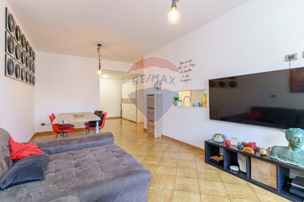 appartamento in vendita ad Aci Castello in zona Ficarazzi