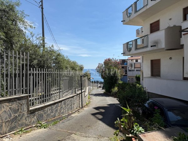 villa in vendita ad Aci Castello